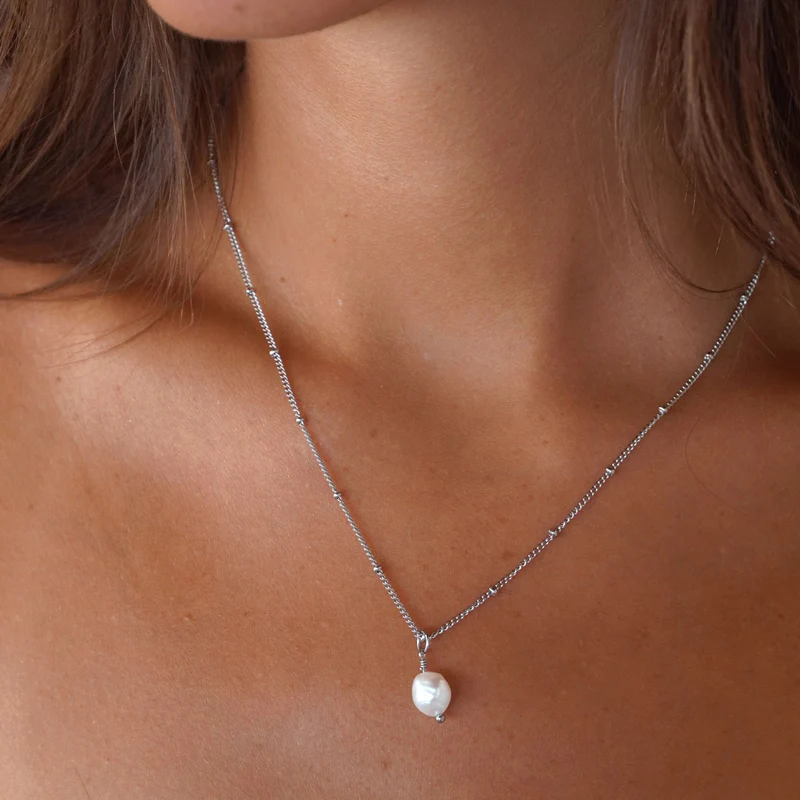 Baroque Pearl Elegance Necklace